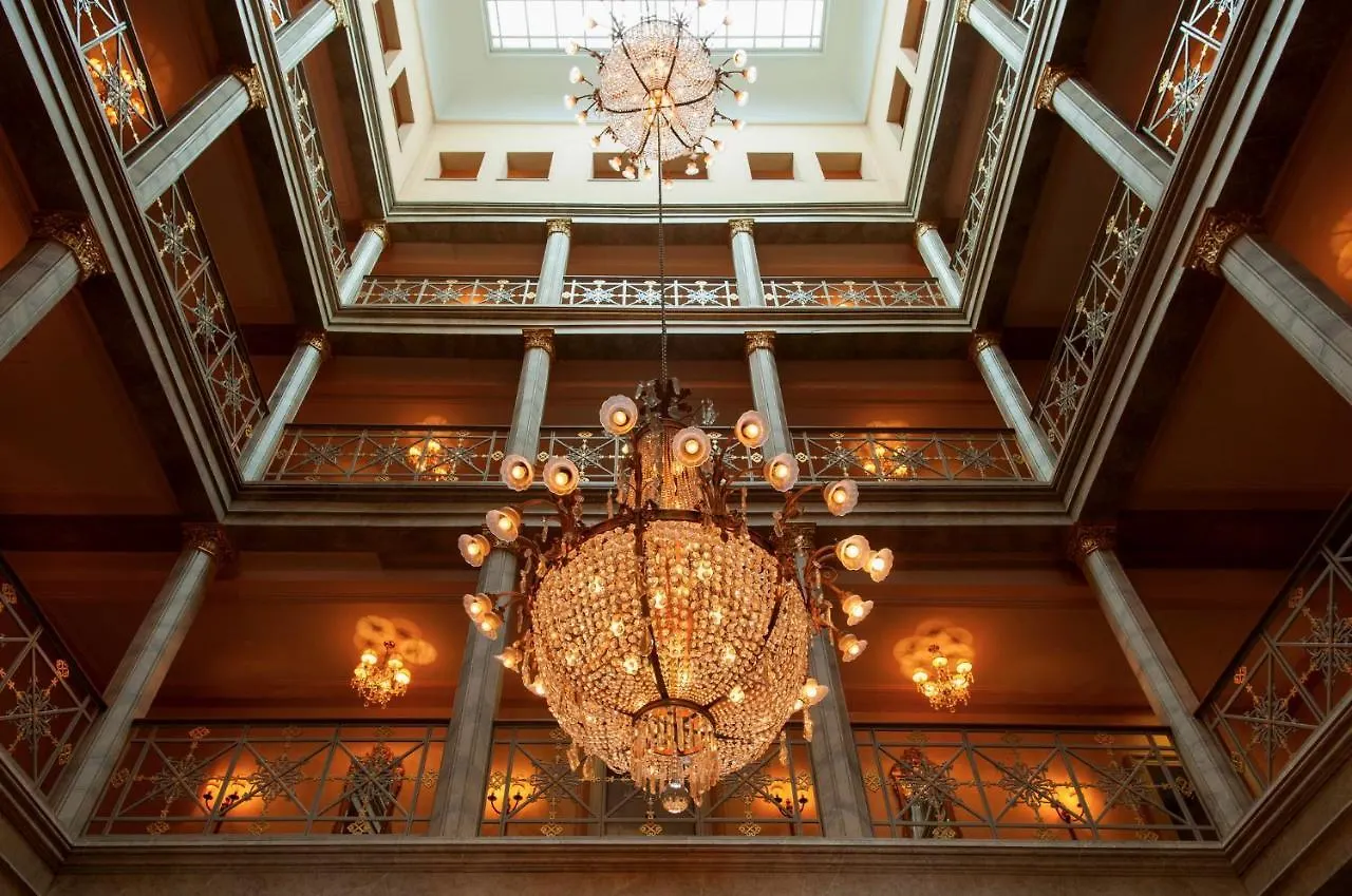 Grand Hotel Les Trois Rois Basileia Suíça
